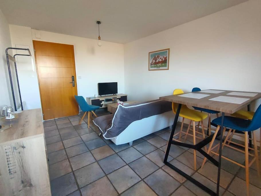 Appartamento T3 Au Pied Des Pyrenees Pointis-de-Riviere Esterno foto